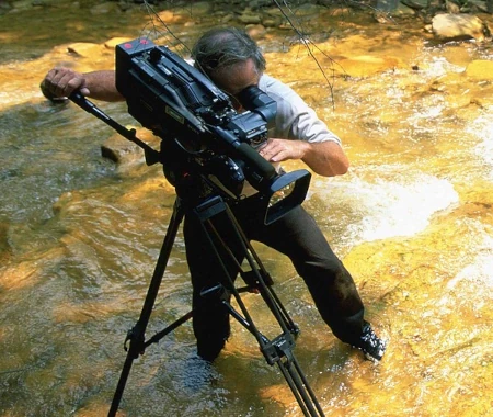 Cameraman cadreur vidéaste réalisateur filmmaker